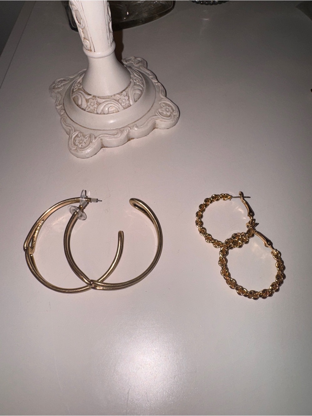Marlyn Schiff Gold Hoop Earring Duo - Smooth and Rope Textures